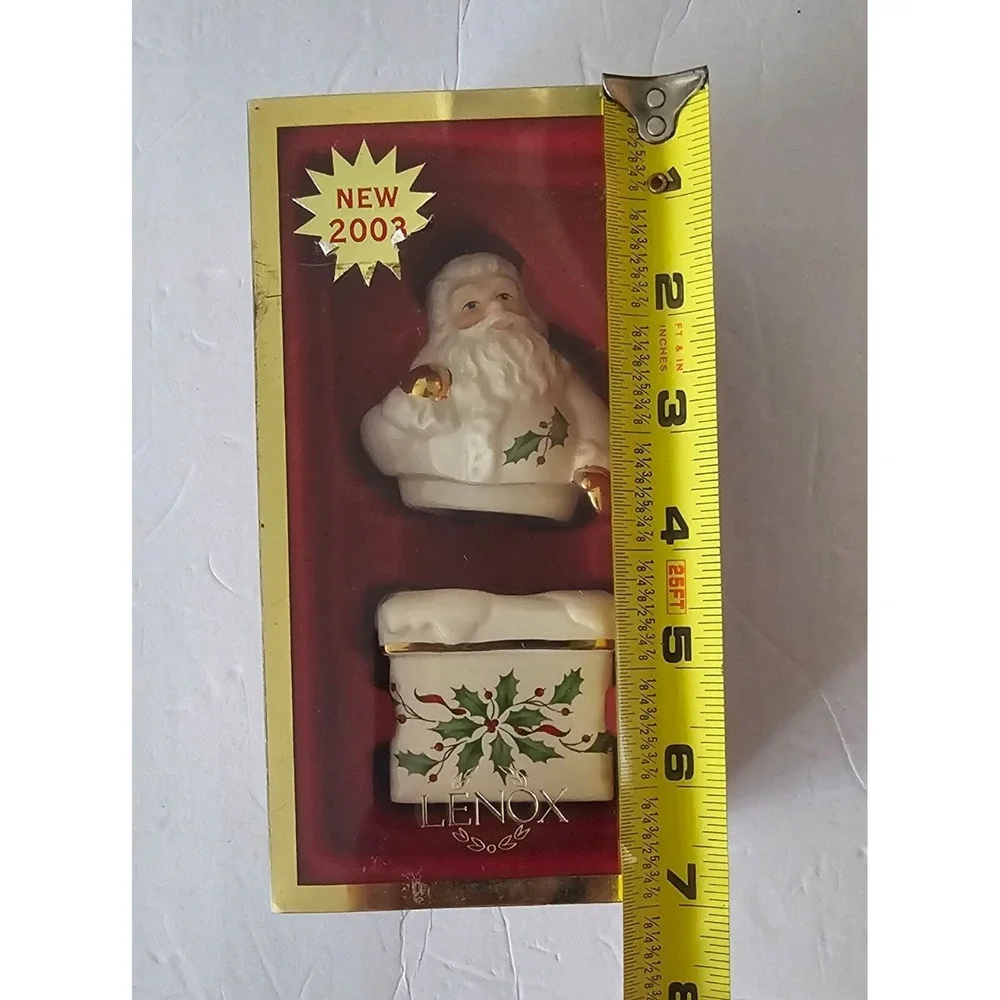 Lenox Christmas Porcelain Salt & Pepper‎ Shaker: Stackable Santa and Chimney